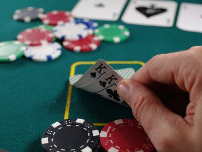 Is It Better To Stick To One Game Or Try Multiple When Gambling Online?